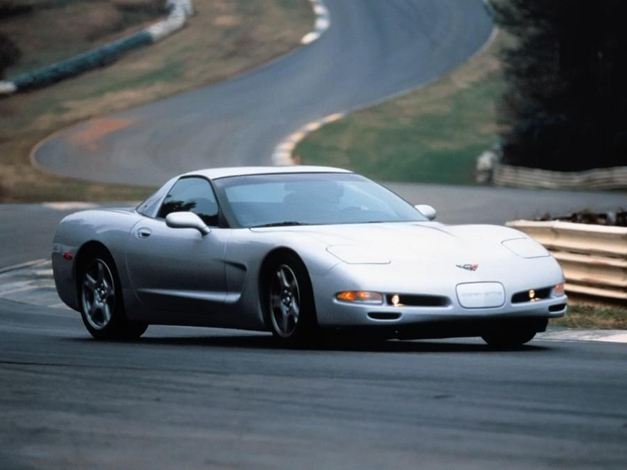 Chevrolet Corvette Coupe (C5) 1997 года  (NA) (фото 15 из 31)